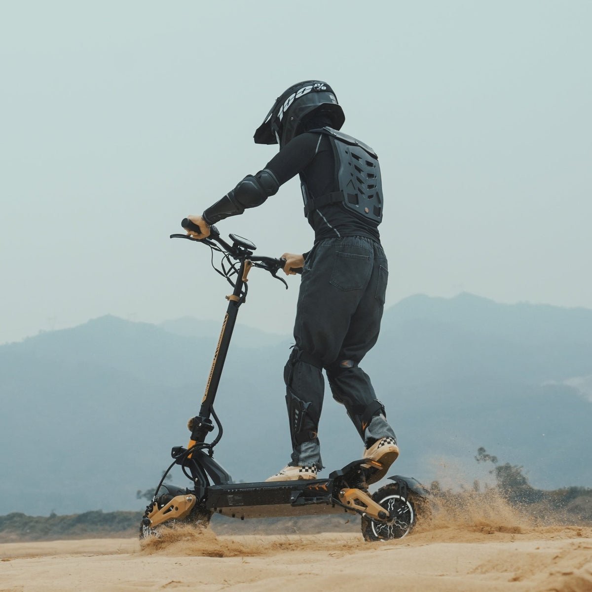 Circooter Cruiser Pro 2400W dual-motor off-road electric scooter with 11-inch pneumatic off-road tires, dual hydraulic suspension front and rear, hydraulic disc brakes, extra-wide deck, UL 2272 certified electrical system, and a 38 mph top-speed claim