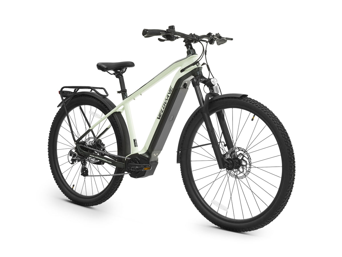 Macaron Green Velowave Swift M front-right studio view