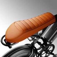Brown ribbed bench saddle and rear grab rail on the Run Mini