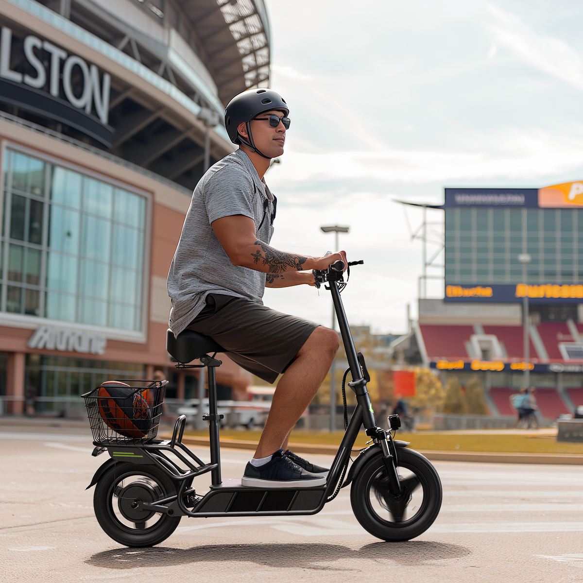 isinwheel Hyper X Seated Electric Scooter full utility feature layout