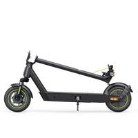 isinwheel S10 Plus Commuter Electric Scooter rear light and turn indicators