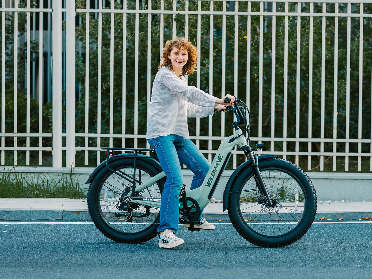 Pale-green Velowave Ranger Step-Thru 3.0 studio three-quarter product view