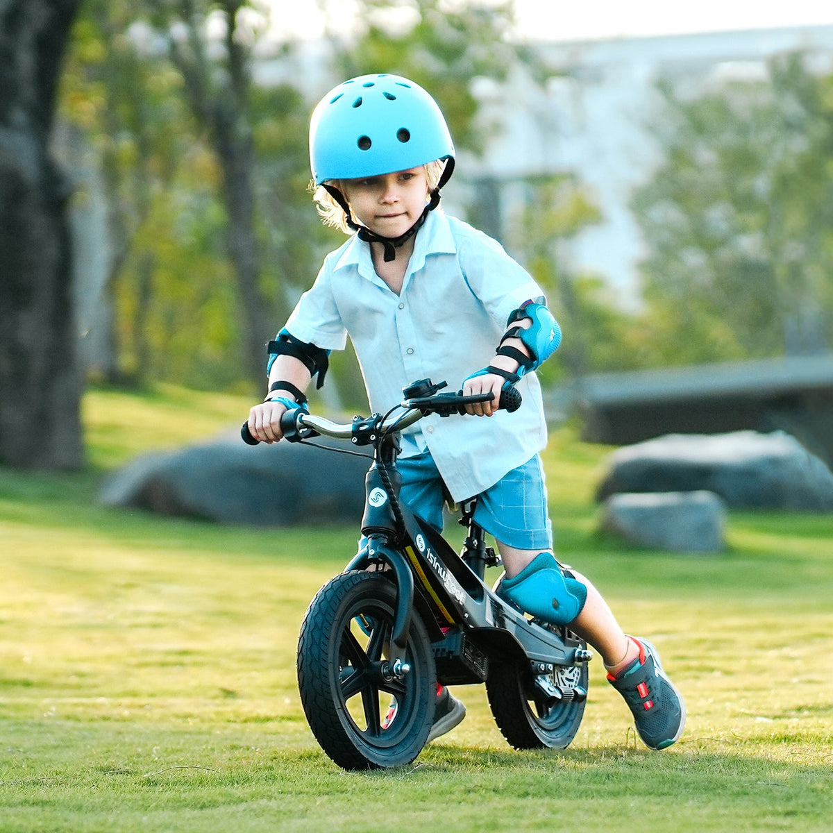 isinwheel SK12 Kids Electric Balance Bike Black two-pack product view