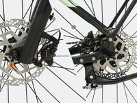 Front and rear Shimano hydraulic disc brake details on the Swift M