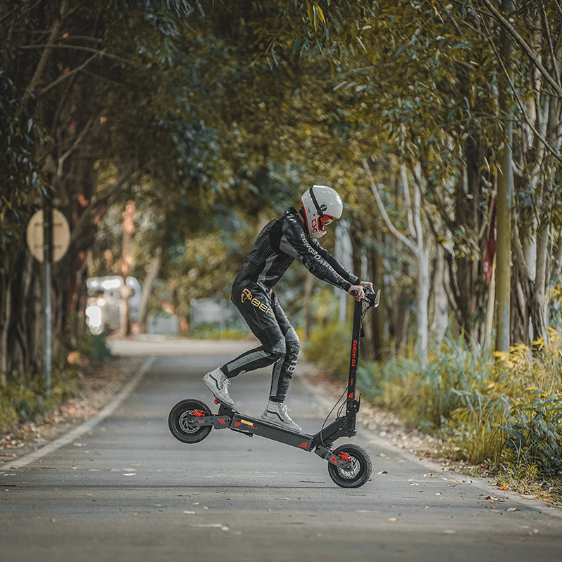 KuKirin G4 electric scooter, official product image 2