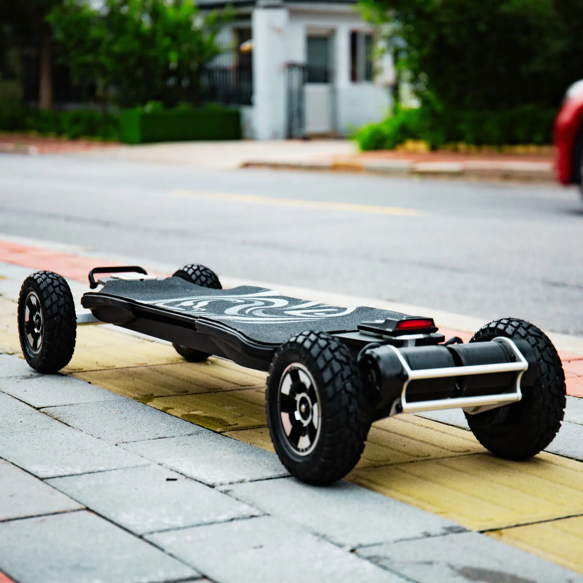 OMW Cavalry electric skateboard deck and drive profile