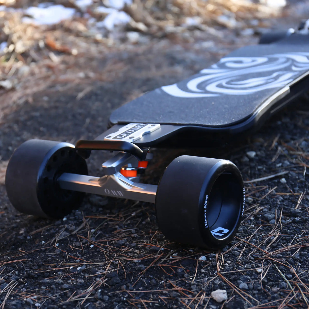 OMW Cavalry electric skateboard 125mm MAD MAX wheel detail
