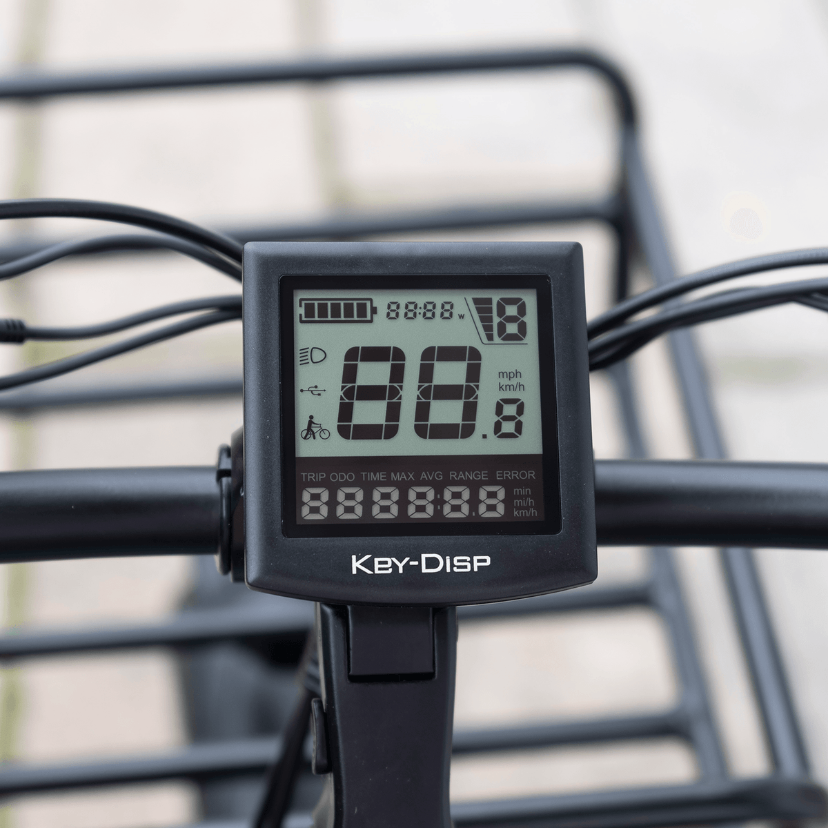 MG2302-SILVERADO LCD display mounted above the front basket