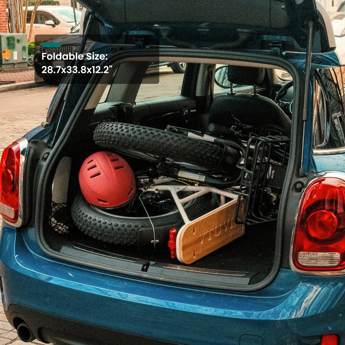 VTUVIA SF20H folded in an SUV storage area