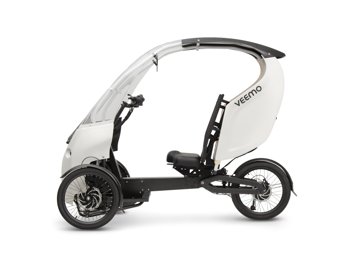 ENVO Veemo SE side view showing the windshield and roof profile.