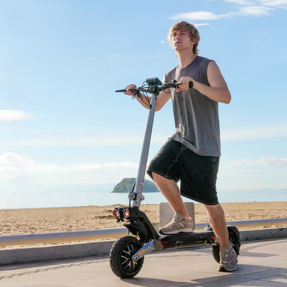 Circooter Raptor Pro 1600W dual-motor off-road electric scooter: 28 mph, 31-mile range, 11-inch pneumatic off-road tires, dual suspension, EABS plus dual disc brakes, UL 2272 SGS certified, IPX4, 63 lb, 330 lb max load